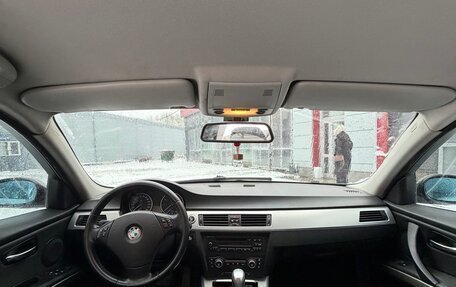 BMW 3 серия, 2007 год, 700 000 рублей, 9 фотография