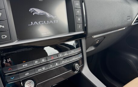 Jaguar F-Pace, 2017 год, 2 800 000 рублей, 7 фотография