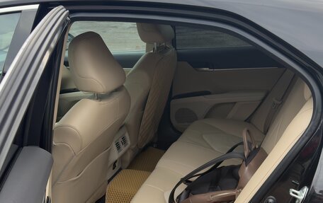 Toyota Camry, 2021 год, 3 200 000 рублей, 7 фотография