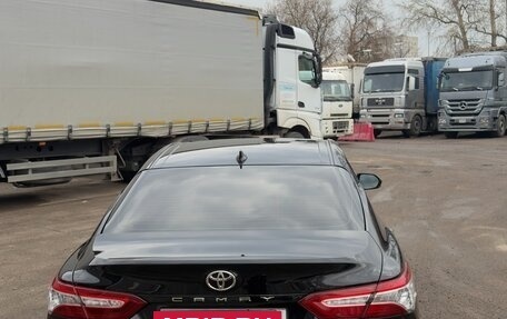 Toyota Camry, 2021 год, 3 200 000 рублей, 4 фотография