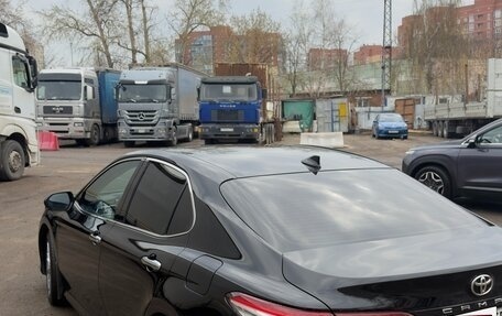 Toyota Camry, 2021 год, 3 200 000 рублей, 5 фотография