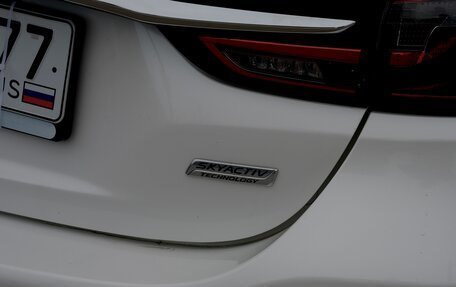 Mazda 6, 2018 год, 1 980 000 рублей, 12 фотография