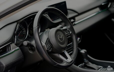 Mazda 6, 2018 год, 1 980 000 рублей, 16 фотография