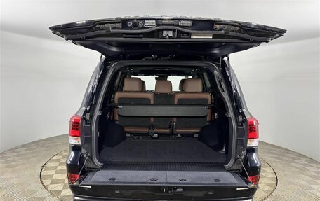 Toyota Land Cruiser 200, 2018 год, 7 500 000 рублей, 24 фотография