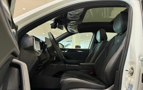 Volkswagen Tiguan, 2026 год, 4 890 000 рублей, 13 фотография