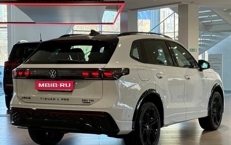 Volkswagen Tiguan, 2026 год, 4 890 000 рублей, 2 фотография