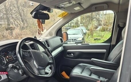 Peugeot Traveller I, 2017 год, 3 700 000 рублей, 9 фотография