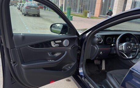 Mercedes-Benz E-Класс, 2018 год, 3 950 000 рублей, 11 фотография