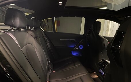 BMW 5 серия, 2025 год, 12 875 000 рублей, 22 фотография