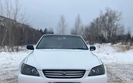 Toyota Altezza, 2002 год, 620 000 рублей, 2 фотография