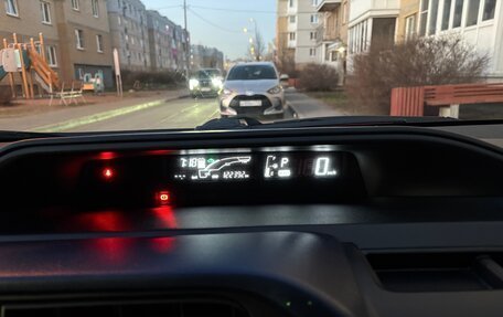 Toyota Aqua I, 2015 год, 935 000 рублей, 10 фотография