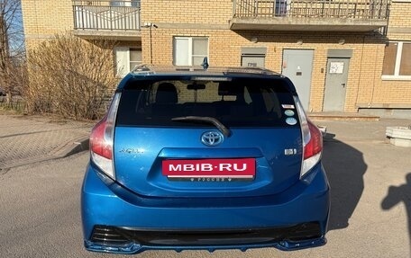 Toyota Aqua I, 2015 год, 935 000 рублей, 4 фотография