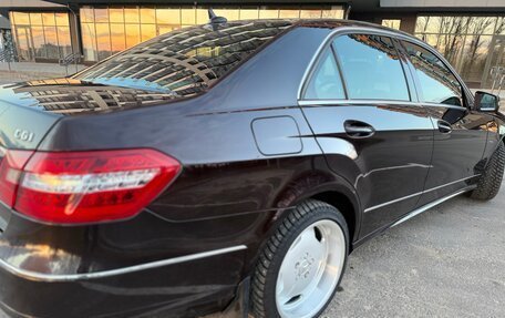 Mercedes-Benz E-Класс, 2011 год, 1 369 000 рублей, 24 фотография