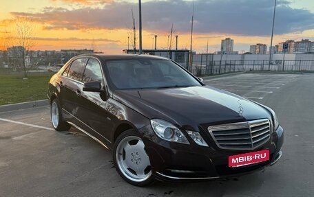 Mercedes-Benz E-Класс, 2011 год, 1 369 000 рублей, 11 фотография