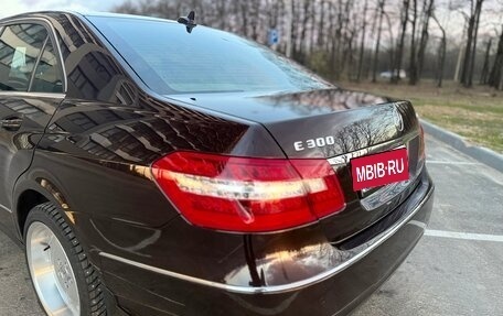 Mercedes-Benz E-Класс, 2011 год, 1 369 000 рублей, 23 фотография