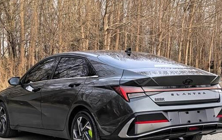 Hyundai Elantra, 2023 год, 1 710 000 рублей, 7 фотография