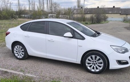Opel Astra J, 2012 год, 850 000 рублей, 3 фотография