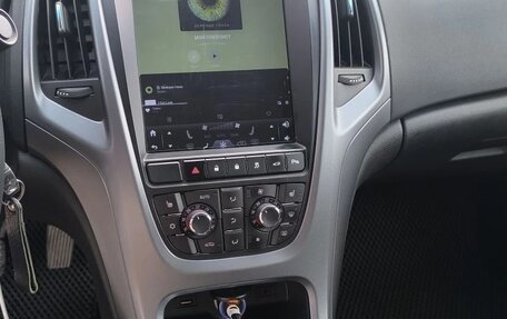 Opel Astra J, 2012 год, 850 000 рублей, 11 фотография