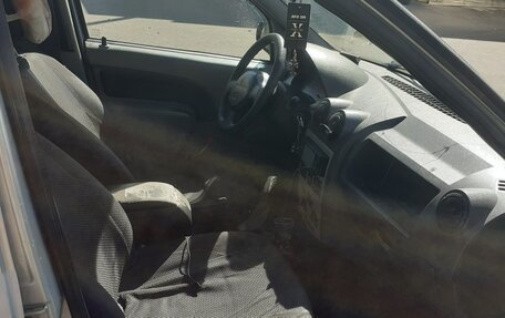 Renault Logan I, 2006 год, 260 000 рублей, 6 фотография