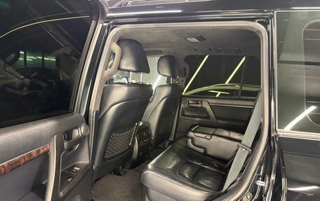 Toyota Land Cruiser 200, 2011 год, 3 300 000 рублей, 13 фотография