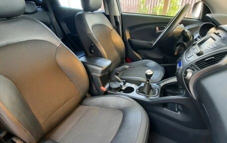 Hyundai ix35 I рестайлинг, 2013 год, 1 150 000 рублей, 11 фотография