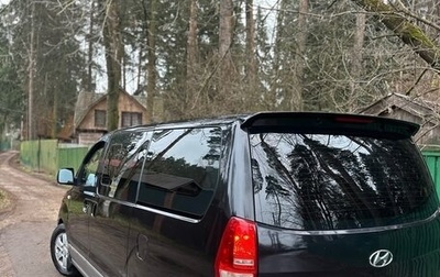 Hyundai Grand Starex Grand Starex I рестайлинг 2, 2011 год, 1 300 000 рублей, 1 фотография