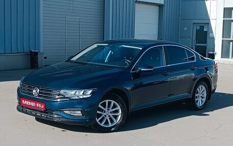 Volkswagen Passat B8 рестайлинг, 2020 год, 2 695 000 рублей, 1 фотография