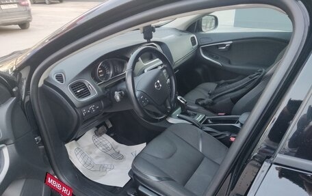 Volvo V40 Cross Country I, 2018 год, 1 049 000 рублей, 5 фотография