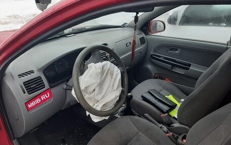 KIA Rio II, 2003 год, 69 000 рублей, 9 фотография