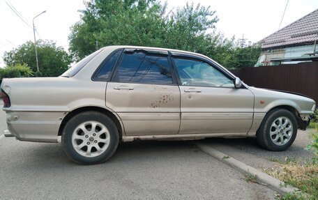 Mitsubishi Galant VIII, 1989 год, 180 000 рублей, 3 фотография
