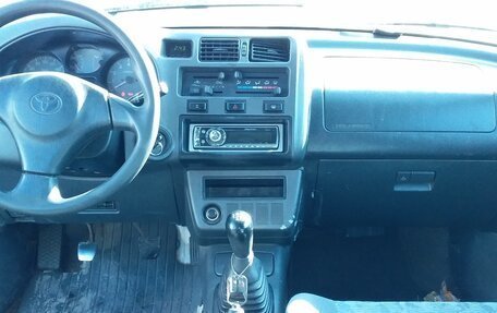 Toyota RAV4, 1999 год, 300 000 рублей, 3 фотография