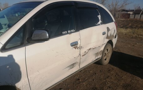 Toyota Nadia, 2001 год, 450 000 рублей, 3 фотография