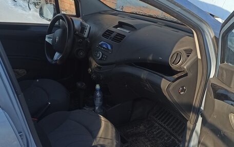 Chevrolet Spark III, 2011 год, 400 000 рублей, 4 фотография