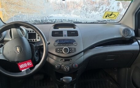 Chevrolet Spark III, 2011 год, 400 000 рублей, 5 фотография