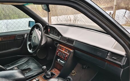 Mercedes-Benz W124, 1993 год, 400 000 рублей, 5 фотография