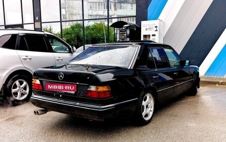 Mercedes-Benz W124, 1993 год, 400 000 рублей, 4 фотография