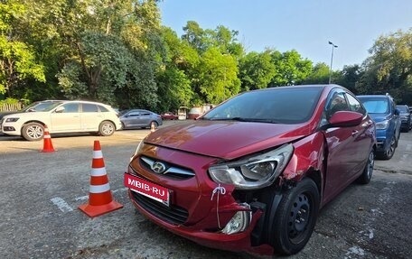 Hyundai Solaris II рестайлинг, 2011 год, 610 000 рублей, 2 фотография