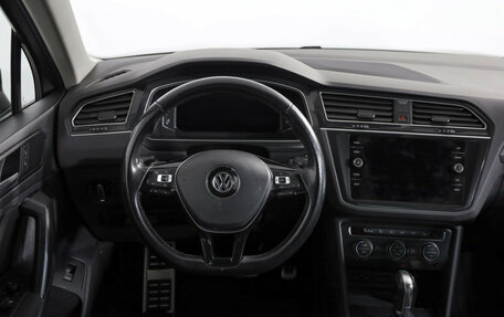 Volkswagen Tiguan II, 2019 год, 2 299 000 рублей, 11 фотография