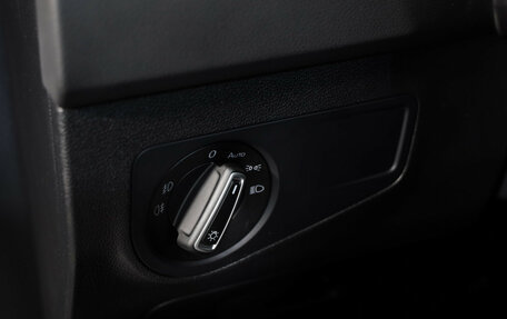 Volkswagen Tiguan II, 2019 год, 2 299 000 рублей, 19 фотография