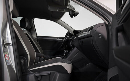 Volkswagen Tiguan II, 2019 год, 2 299 000 рублей, 22 фотография