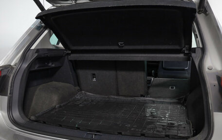 Volkswagen Tiguan II, 2019 год, 2 299 000 рублей, 30 фотография