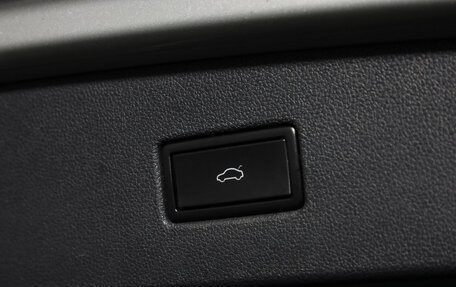 Volkswagen Tiguan II, 2019 год, 2 299 000 рублей, 32 фотография