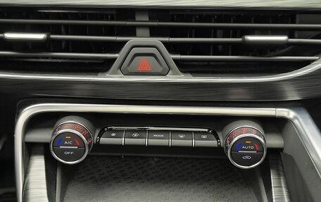 Geely Tugella FY11, 2023 год, 3 347 000 рублей, 10 фотография