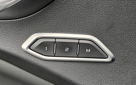 Geely Tugella FY11, 2023 год, 3 347 000 рублей, 19 фотография