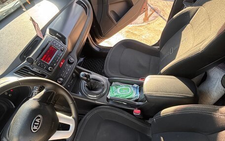 KIA Sportage III, 2010 год, 950 000 рублей, 10 фотография