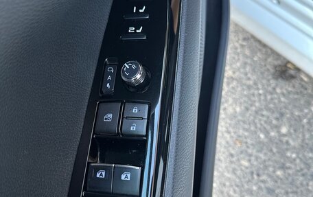 Toyota Camry, 2018 год, 2 400 000 рублей, 7 фотография