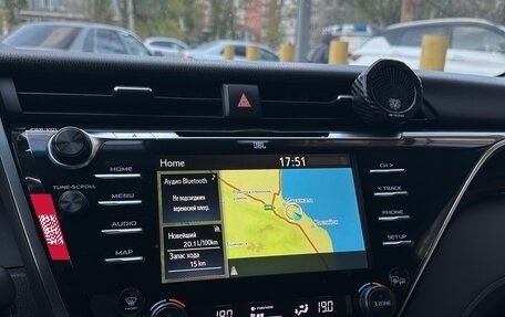 Toyota Camry, 2018 год, 2 400 000 рублей, 10 фотография