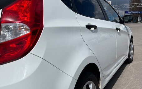 Hyundai Solaris II рестайлинг, 2014 год, 860 000 рублей, 15 фотография