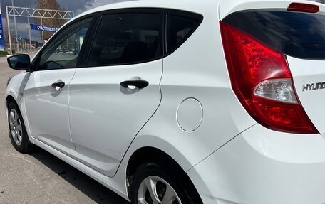 Hyundai Solaris II рестайлинг, 2014 год, 860 000 рублей, 11 фотография