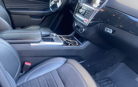 Mercedes-Benz M-Класс, 2015 год, 2 350 000 рублей, 10 фотография